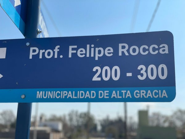 El profe Felipe Rocca ya tiene su calle